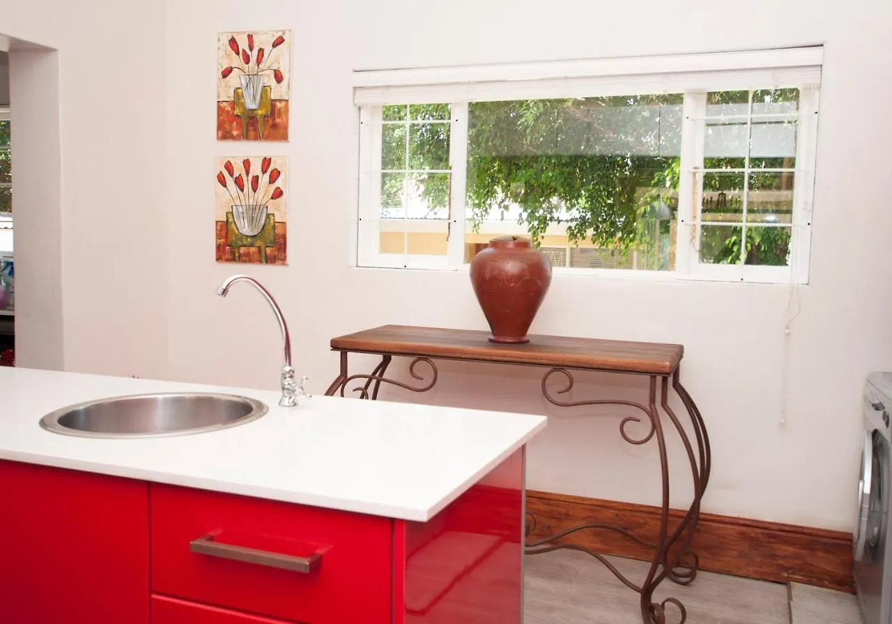 Zareba B&B Guesthouse Glendinningvale Bed & Breakfast